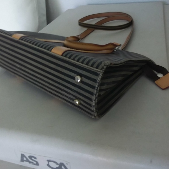 Vintage FENDI Roma Italy 1925 Crossbody Bag - Picture 14 of 16